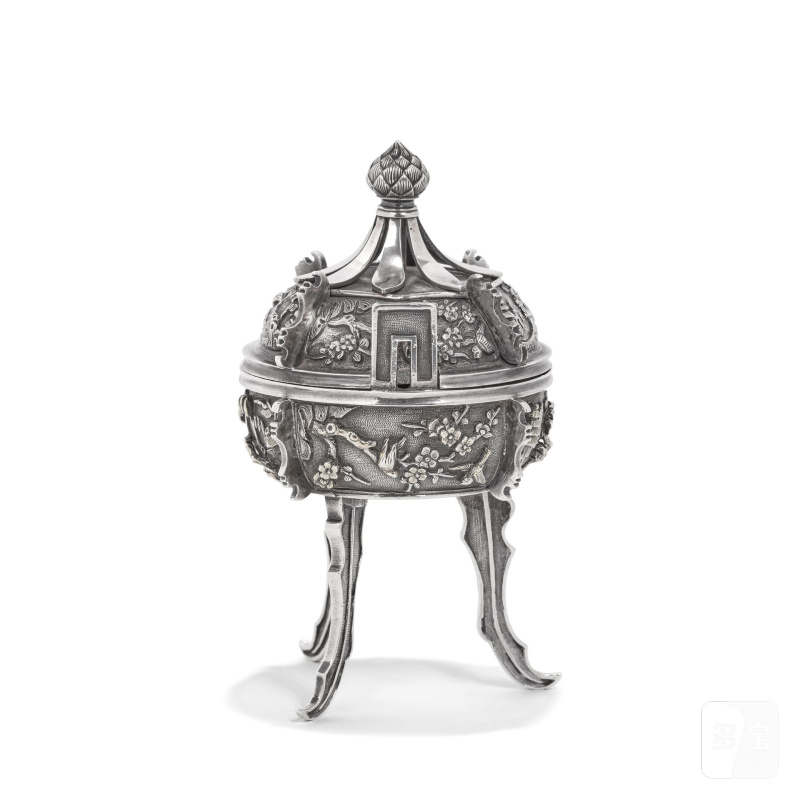 晚清 局部鎏金銀袖珍三足蓋鼎 | A MINIATURE PARCEL-GILT SILVER TRIPOD AND COVER - 图2
